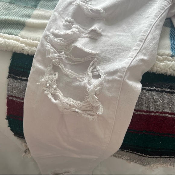 White distressed Pistola jeans, size 28 - Picture 7 of 11